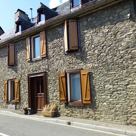 Maison Familiale Pour 8 Saint-Aventin Экстерьер фото