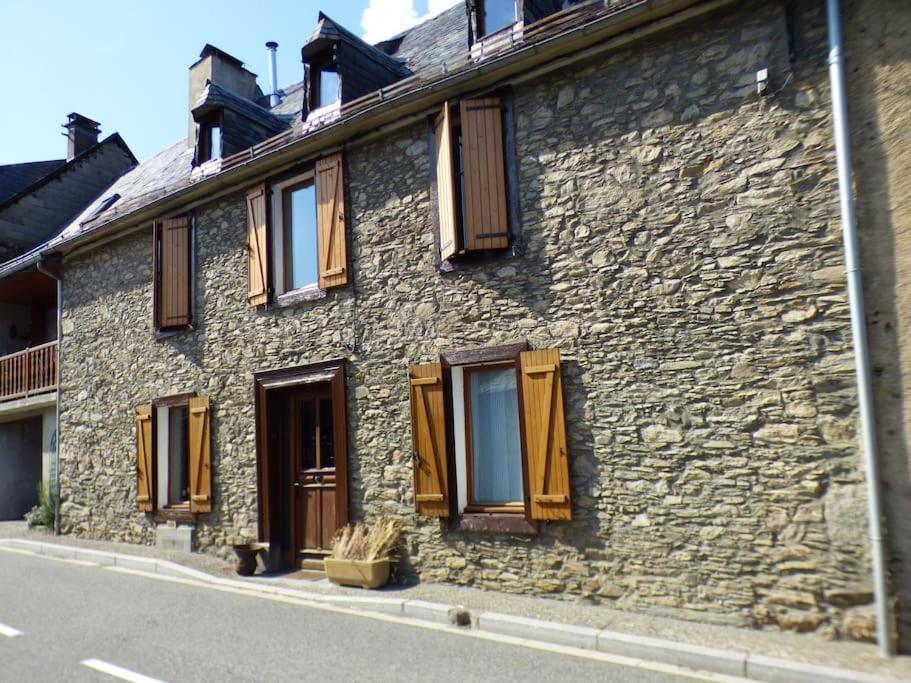 Maison Familiale Pour 8 Saint-Aventin Экстерьер фото